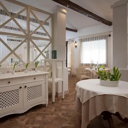 Cavalieri Country 4* Pula
