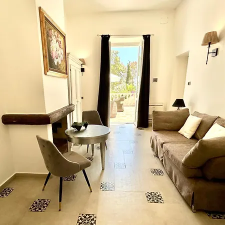 Cavalieri Country מלון 4*