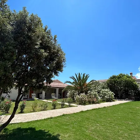 Cavalieri Country 4* Пула