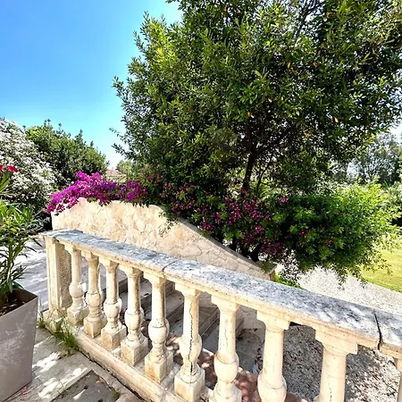 Cavalieri Country فندق